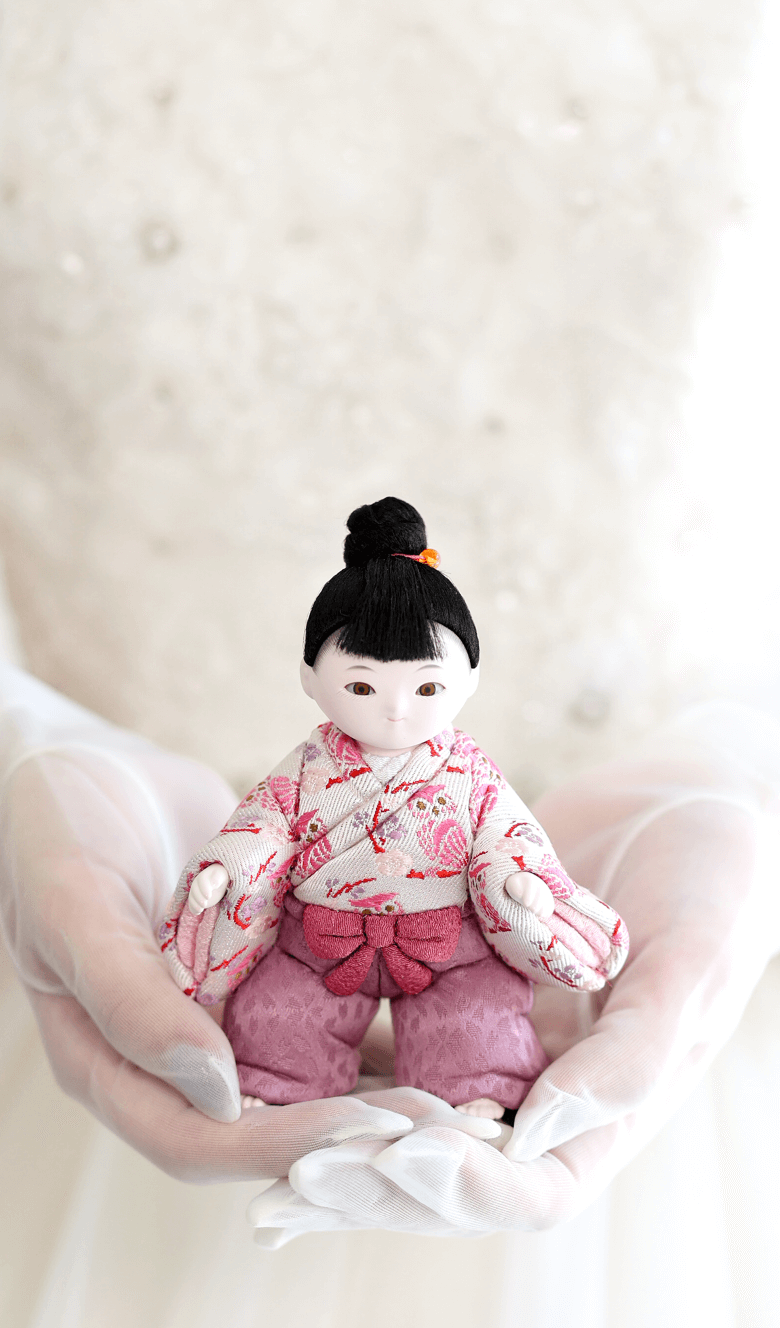 ご両親が喜ぶ結婚式のプレゼントはブライダル人形｜ふらここ