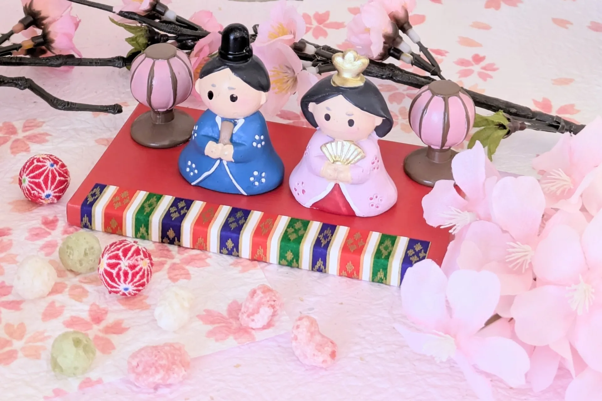 雛人形を片付けないと婚期が遅れる？言い伝えの由来と正しい片付け時期